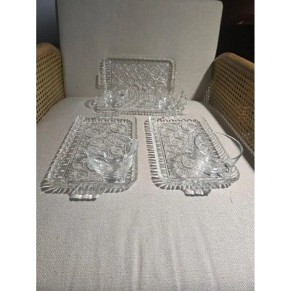 Vintage Anchor Hocking Colonial Lady Snack Set 4 Trays 4 Cups MCM Clear Glass